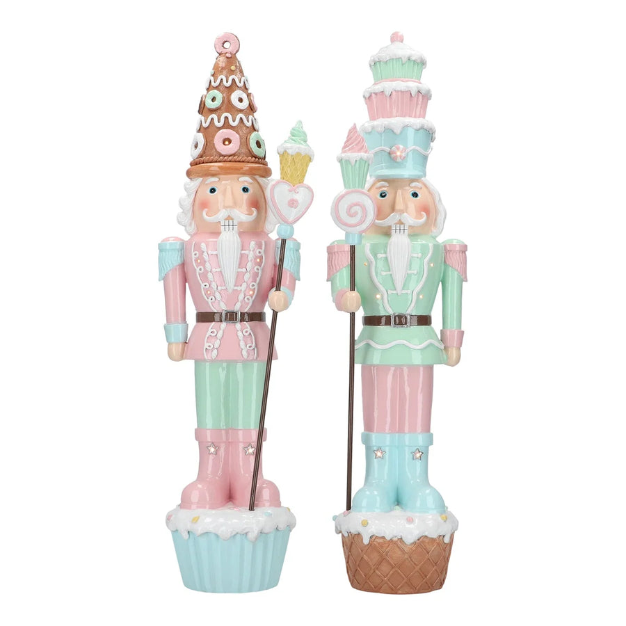 CUPCAKE AND MACARON NUTCRACKERS