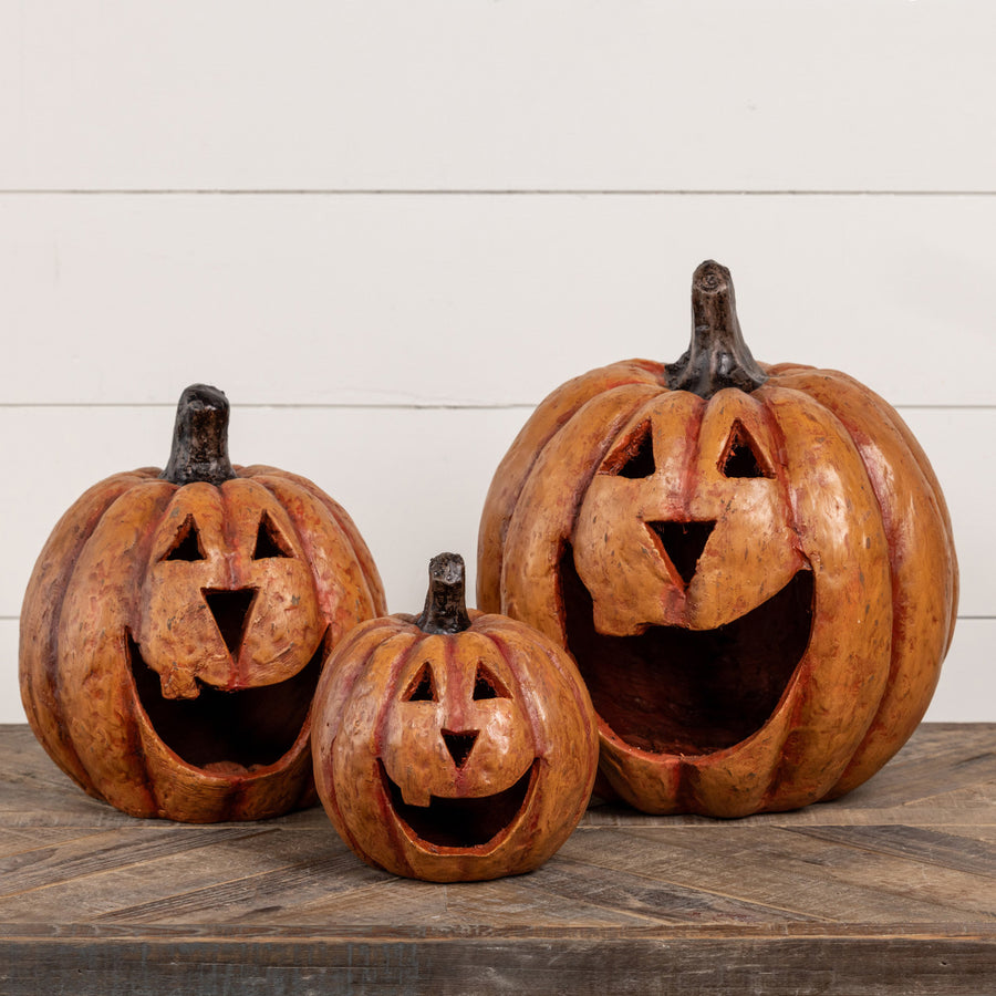 ORANGE BIG MOUTH PUMPKINS