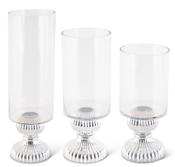 SET OF 3 CLEAR VASES WITH SILVER RIBBED BASE