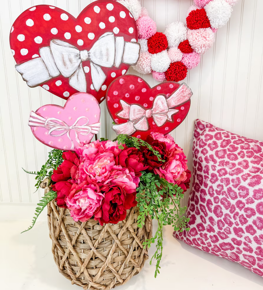 POLKA DOT RED HEART WITH BOW