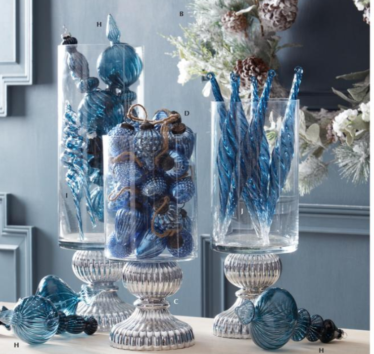 SET OF 3 CLEAR VASES WITH SILVER RIBBED BASE