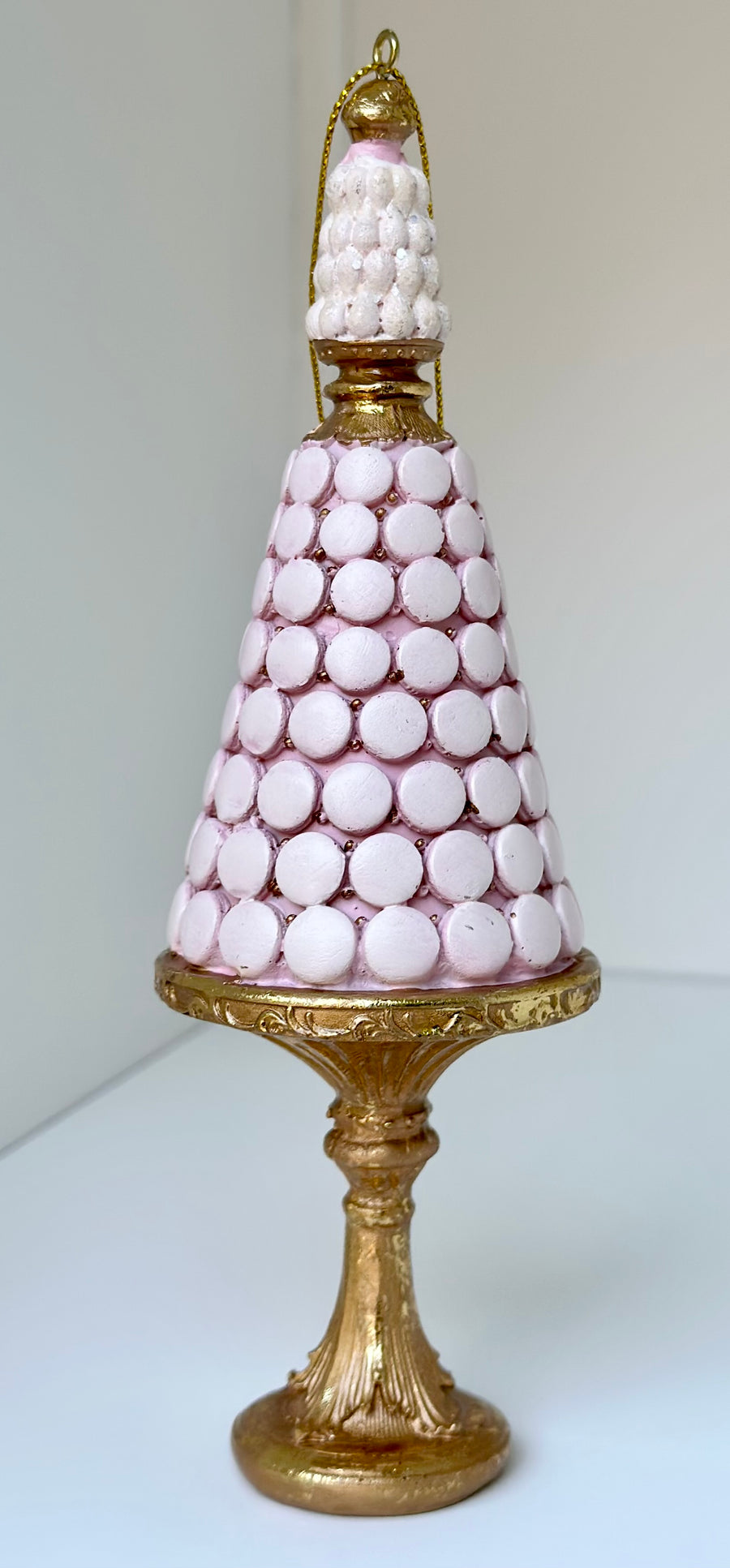 PINK MACARON ORNAMENT ON GOLD BASE